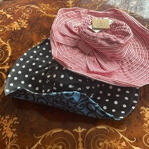 Lot of two SUN HATS reversible & adjustable striped polka dot wired DELUX floppy